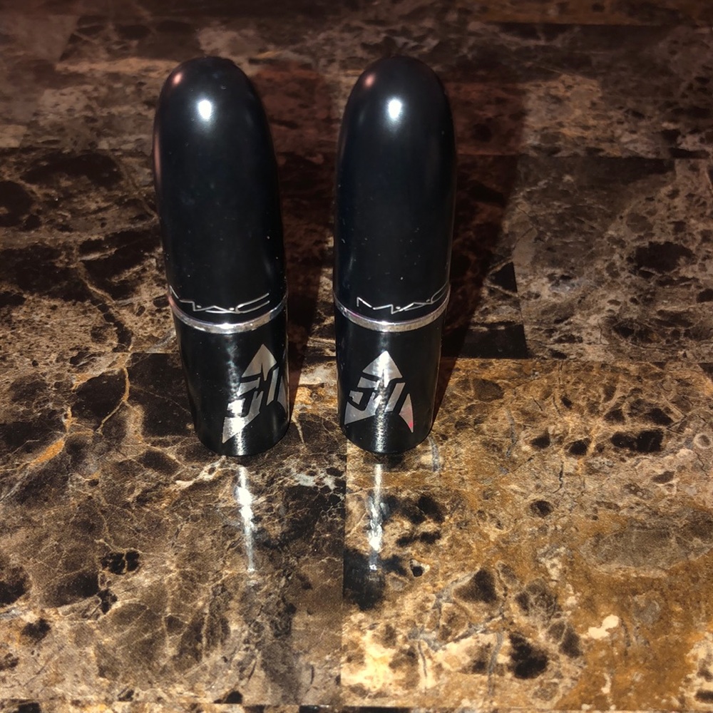 Mac lipsticks